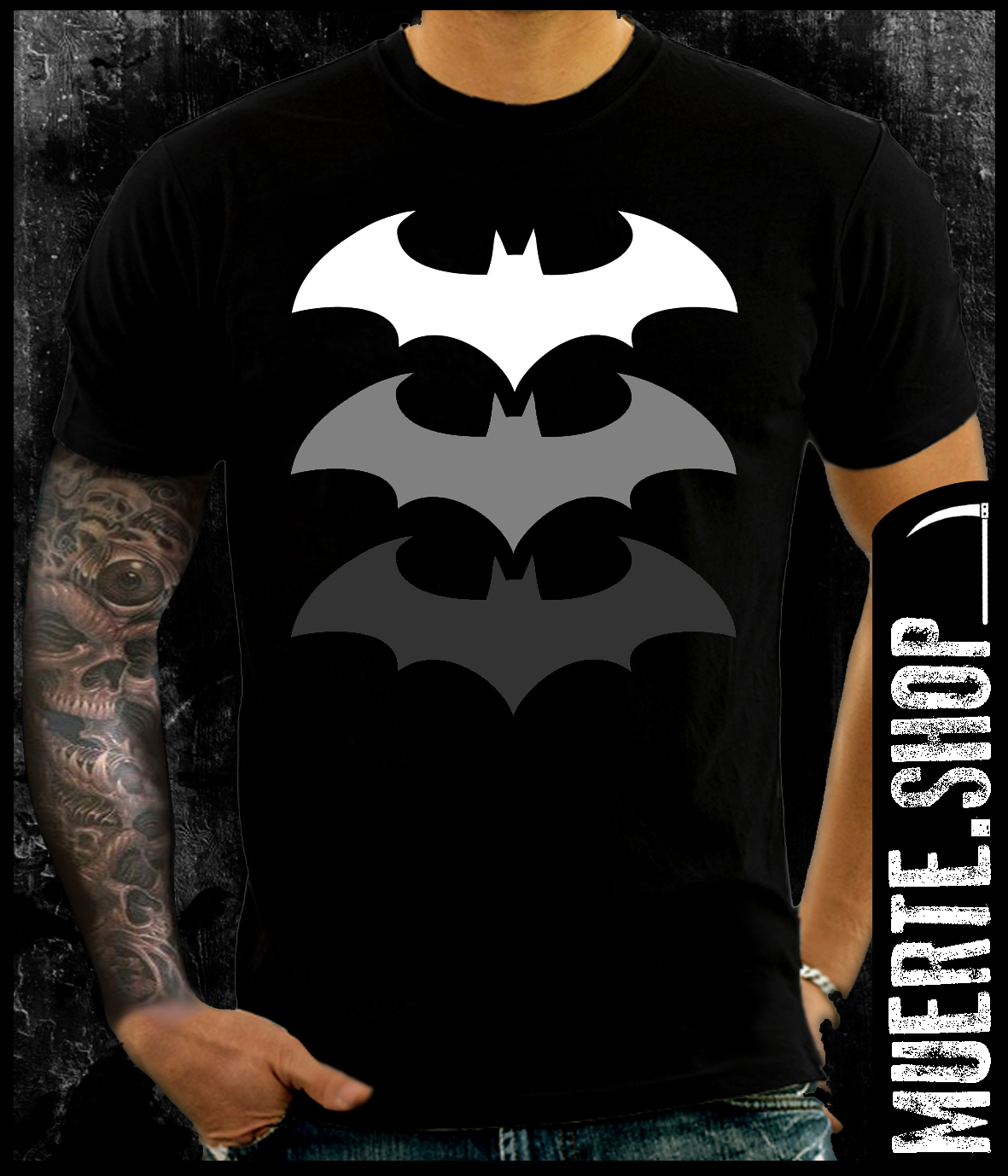 Черна тениска BATMAN TRIPLE LOGO
